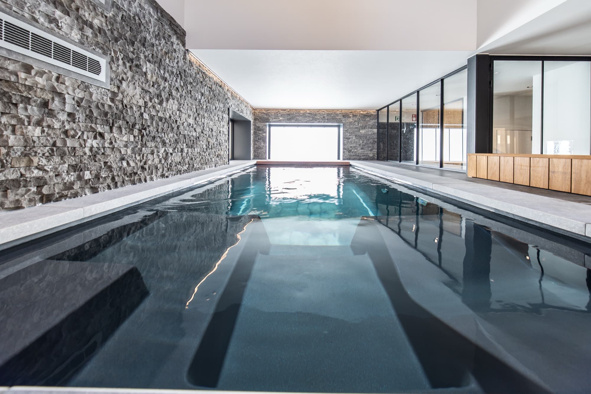 Piscine intérieure, L'Espérance